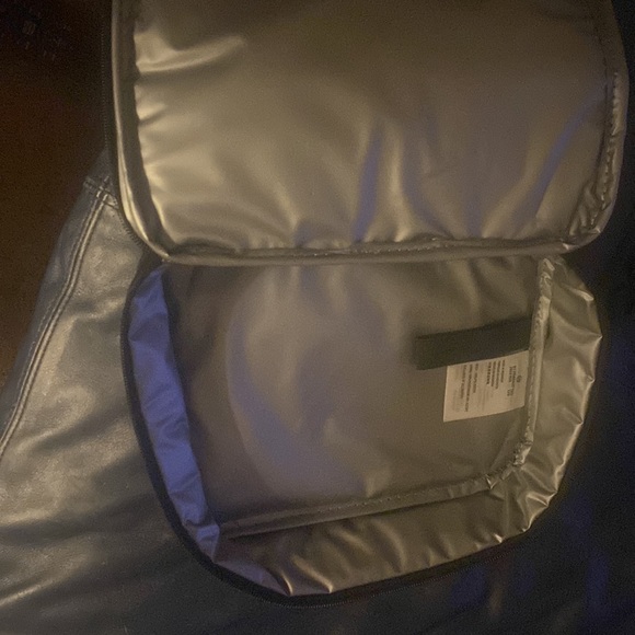 Nike lunchbox - Picture 2 of 4